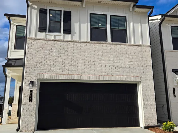 1709 Harper Lily Ln, Lawrenceville, GA 30043