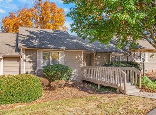 1223 Watermark Ct, High Point, NC 27265