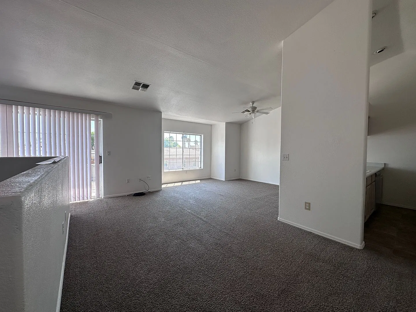 2BR 2Ba Condo 1 block from Colorado River — Photo 3