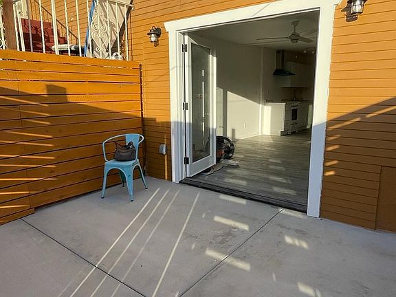 Double doors allow for lots of light and air