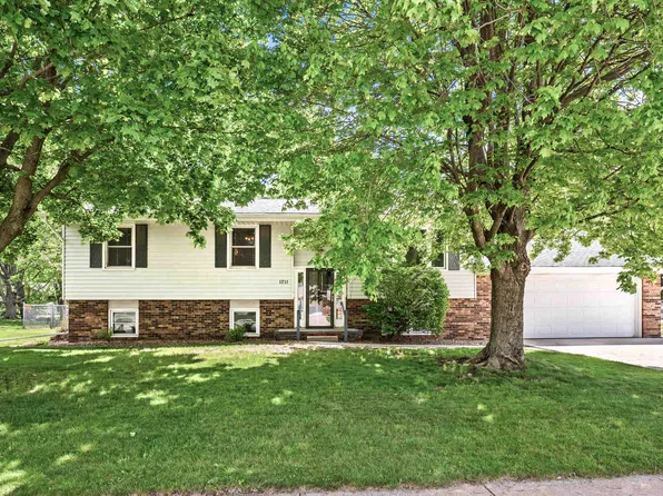 1711 Braden Dr, Normal, IL 61761