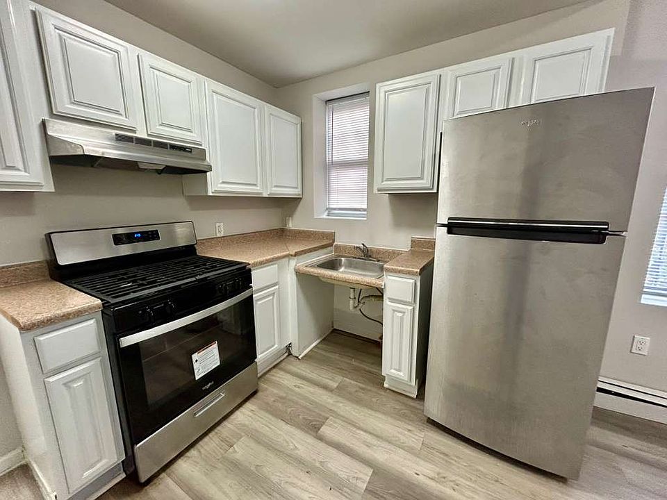 1st image of 27 Emory St #108
