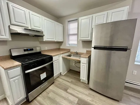 27 Emory Street image 1 of 6