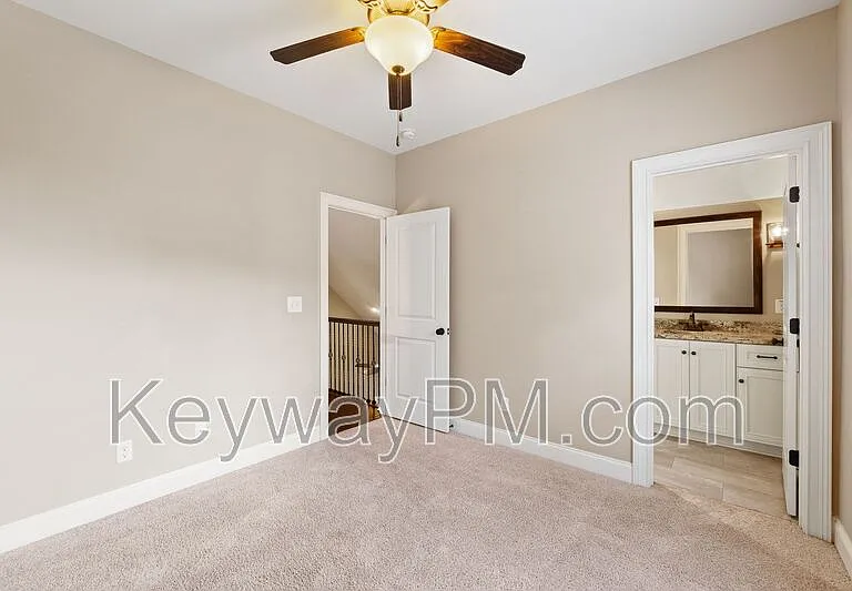 507 Windermere St — Photo 18