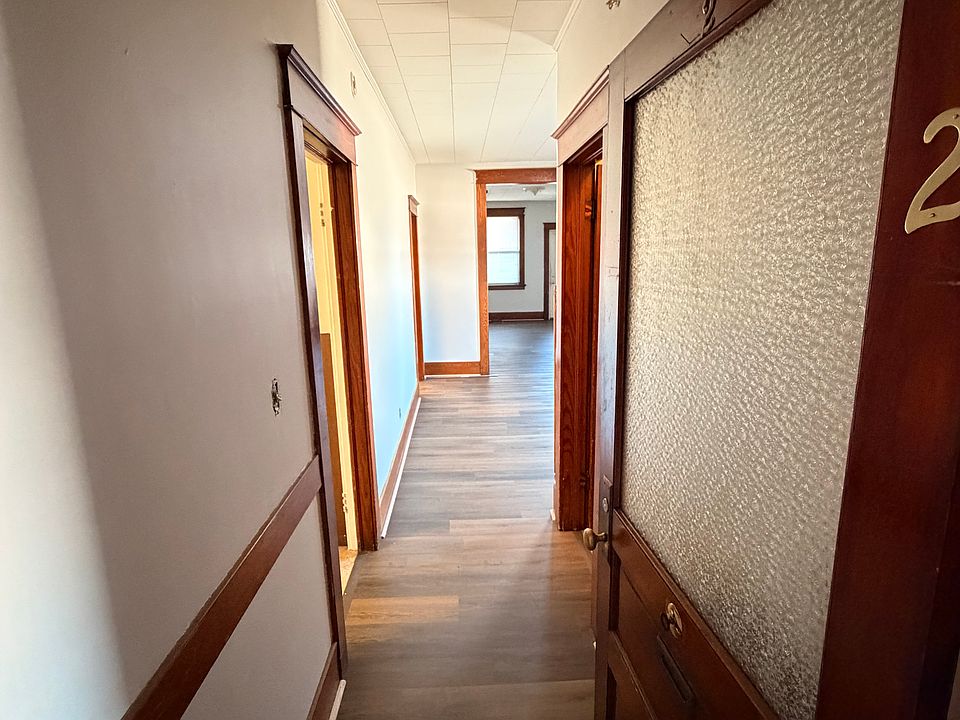 1st image of 132 Lenox Ave #2