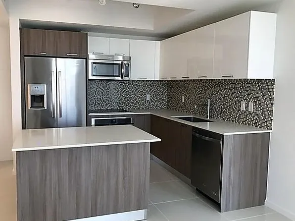 5300 Paseo Dr #1403, Doral, FL 33166