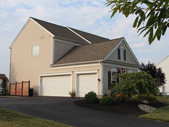 Side Load 3 Car Garage