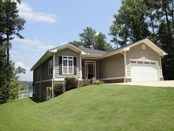 2nd image of 953 Williams Dr