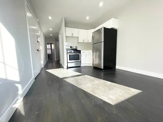 Rented by Ink Realty Services LLC | media 8