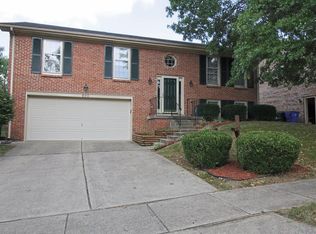 890 Fairhaven Dr, Lexington, KY 40515