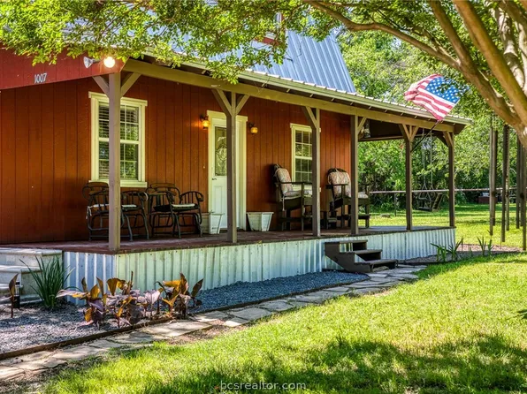 1007 Private Road 4041, Dime Box, TX 77853