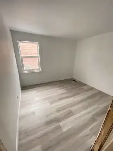 241 William St #6 — Photo 6