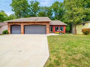 16972 Falmouth Dr, Strongsville, OH
