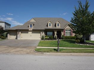 2017 E 134th St S, Bixby, OK 74008
