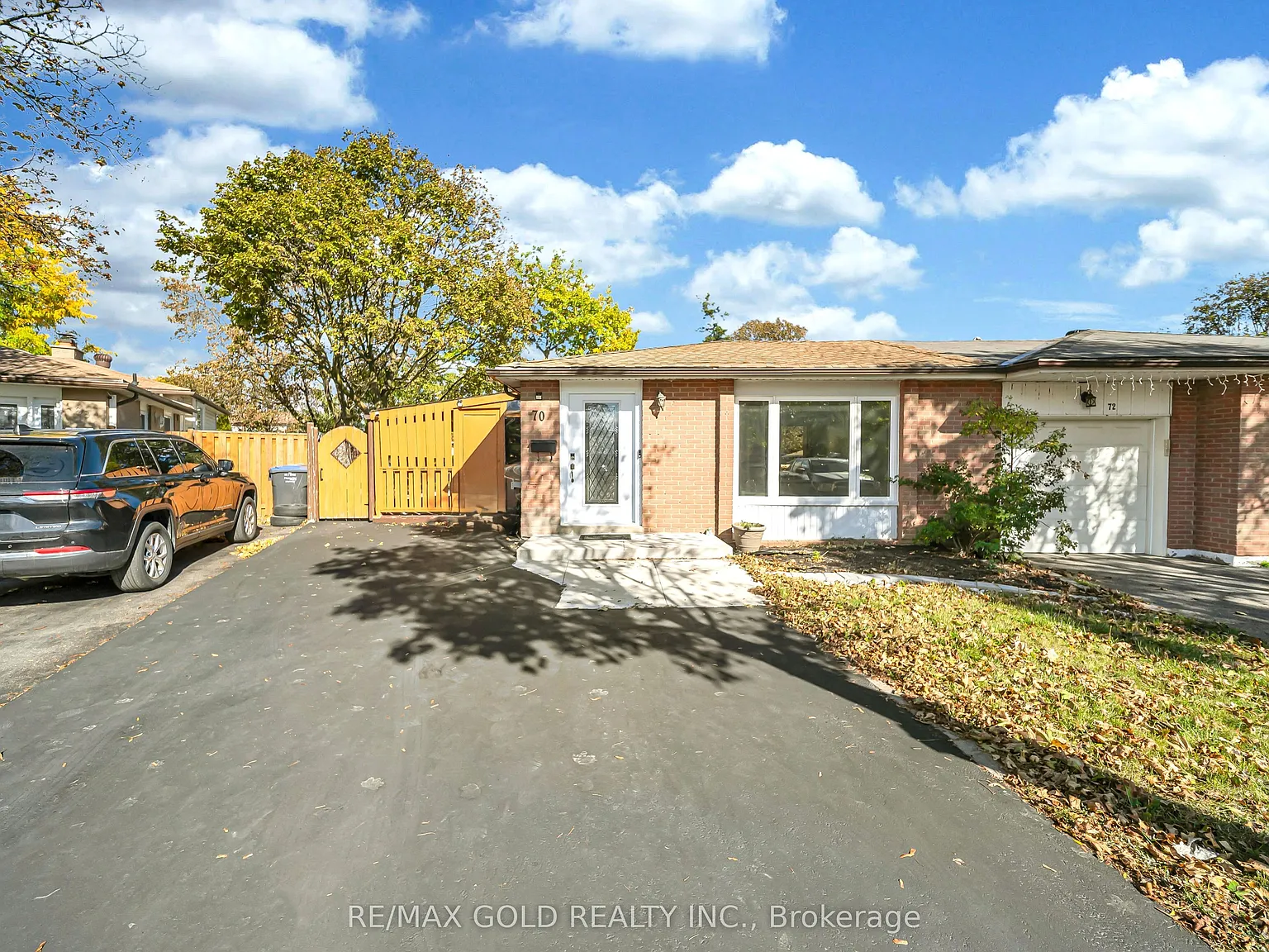 4 bed, $2,800 — Photo 1