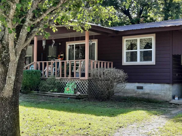 50 Dixie St, Batesville, AR 72501