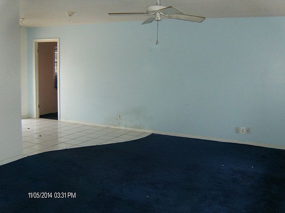 2nd image of 840 SW 81st Ter