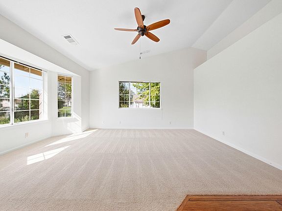 3rd image of 3090 Howard Dr