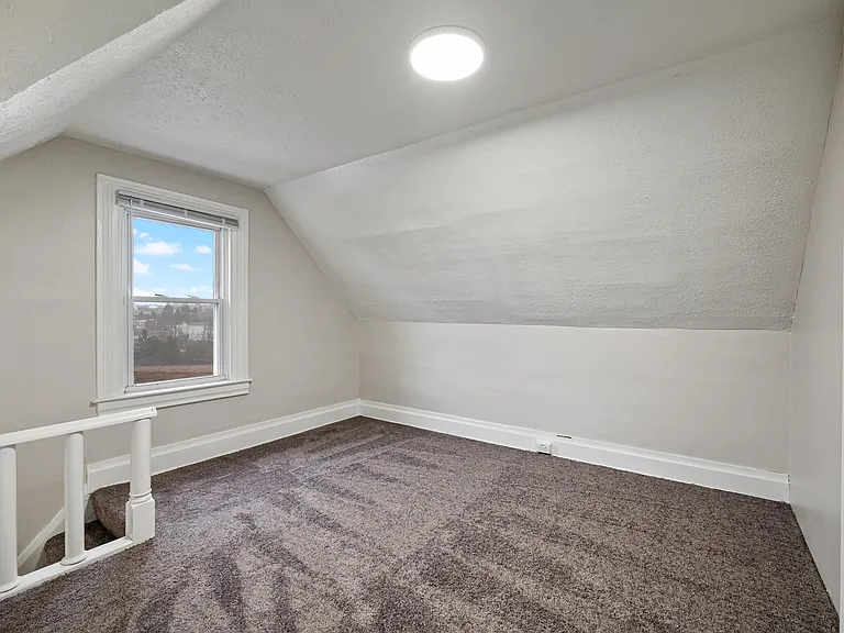 134 Wynoka St — Photo 23