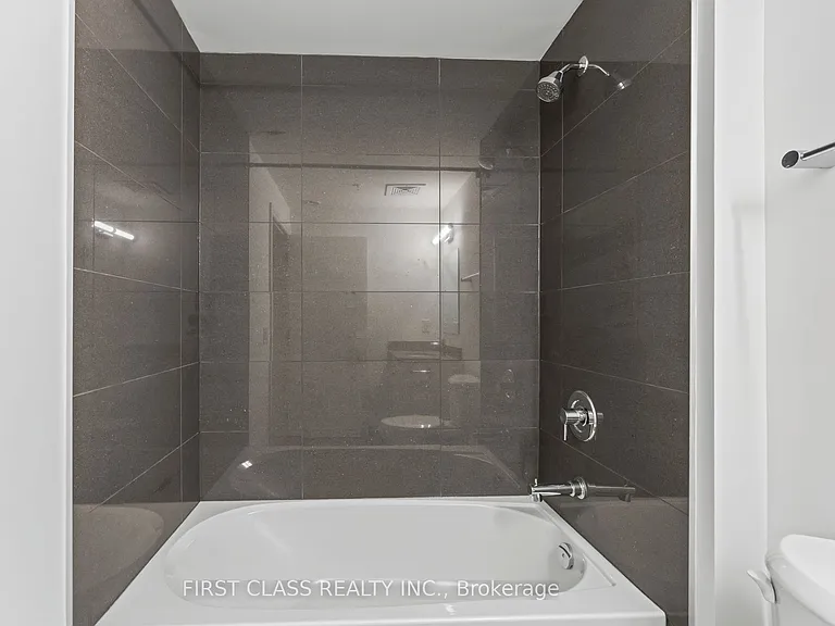 223 Princess St #403 — Photo 20
