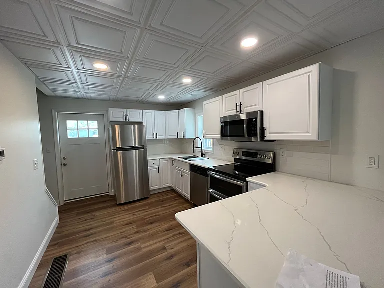 820 Main St — Photo 7