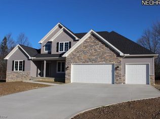 10 Hickory Branch Trl, Strongsville, OH