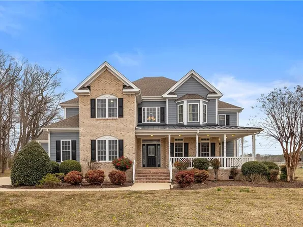 306 Bridlewood Ln, Suffolk, VA 23434