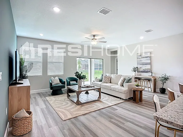 3323 Briant St — Photo 8