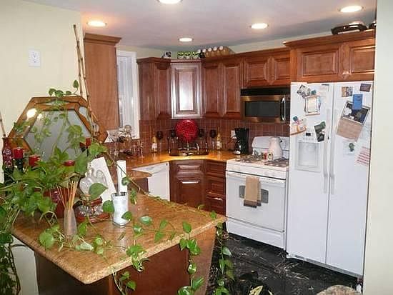 1st image of 78 Malone Ave