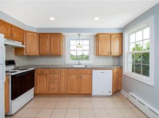 983 Black Rock Tpke, Fairfield, CT 06825