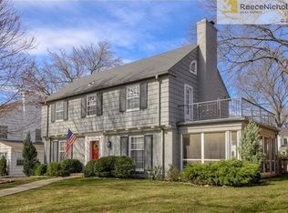 1016 Arno Rd, Kansas City, MO 64113