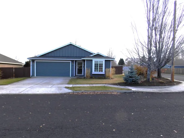 248 SW 29th St, Redmond, OR 97756