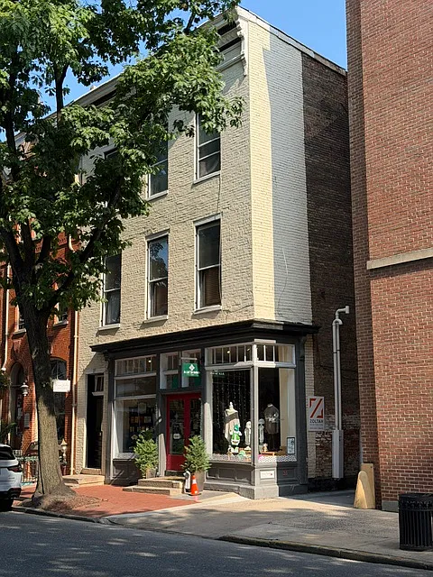27 E Patrick St #4
