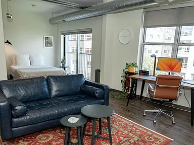 Bakery Living Orange tour