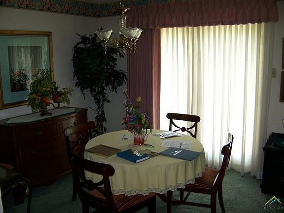 5th image of 828 Willowcreek Dr