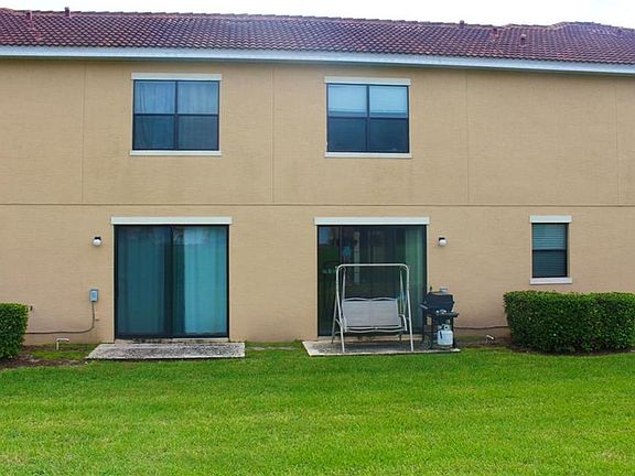 2nd image of 1290 Clove Dr