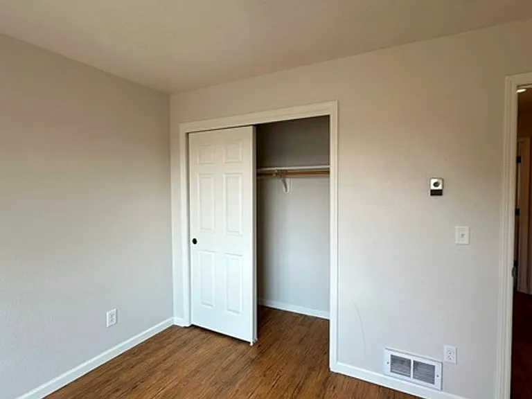 1716 Lakeview Ave — Photo 11