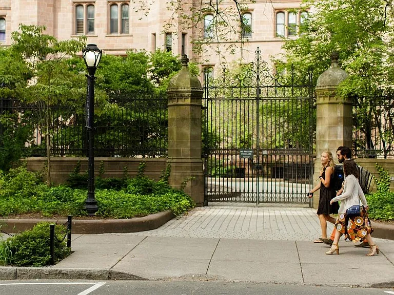RESIDENCE ON THE GREEN (900 CHAPEL TOWER) — Photo 14