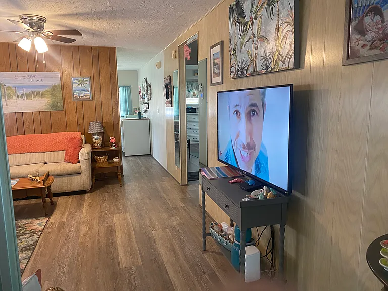 738 S Green Cir — Photo 8