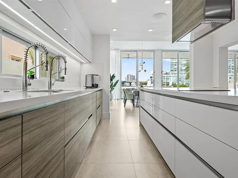 323 Atlantic Ave — Photo 27