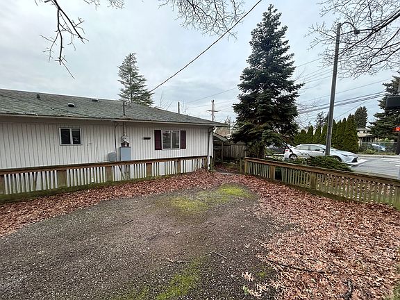 3rd image of 10244 NE 68th Pl N