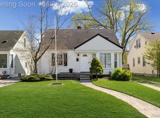 212 Girard Ave, Royal Oak, MI 48073