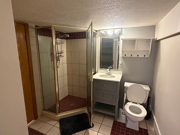 5th image of 609 12th St SW