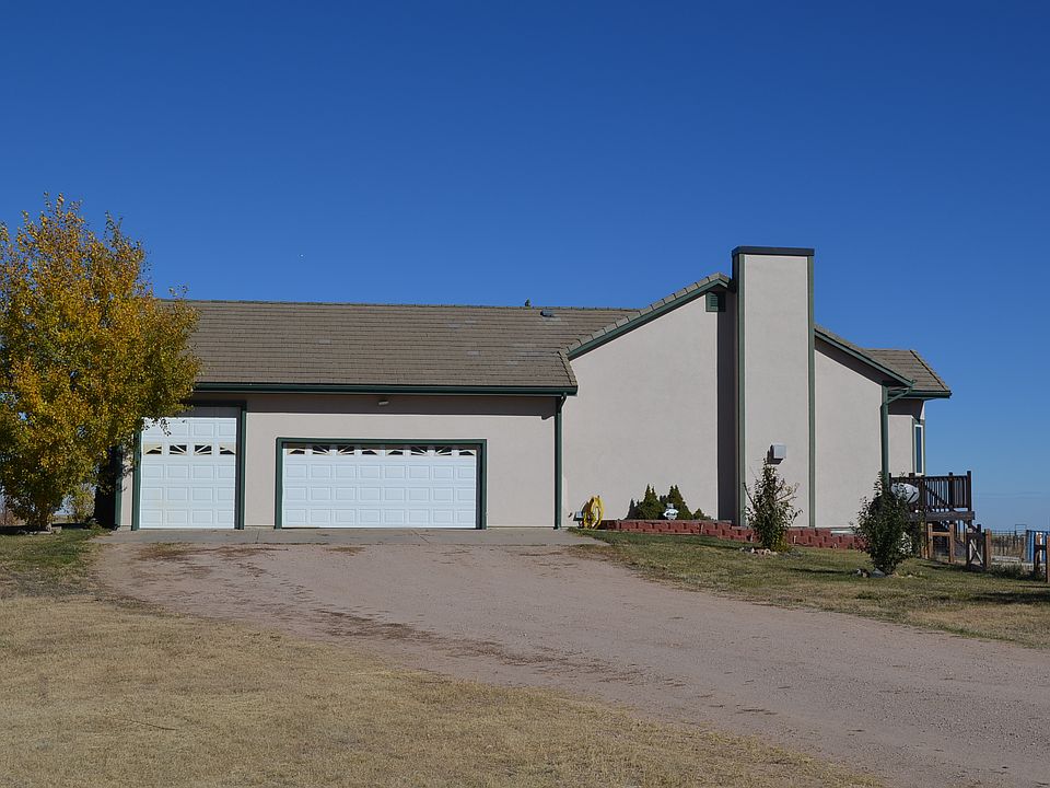 1st image of 46800 Foxwood Dr