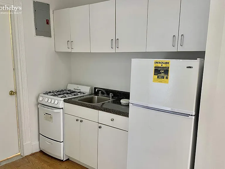 2272 Broadway #3D — Photo 4