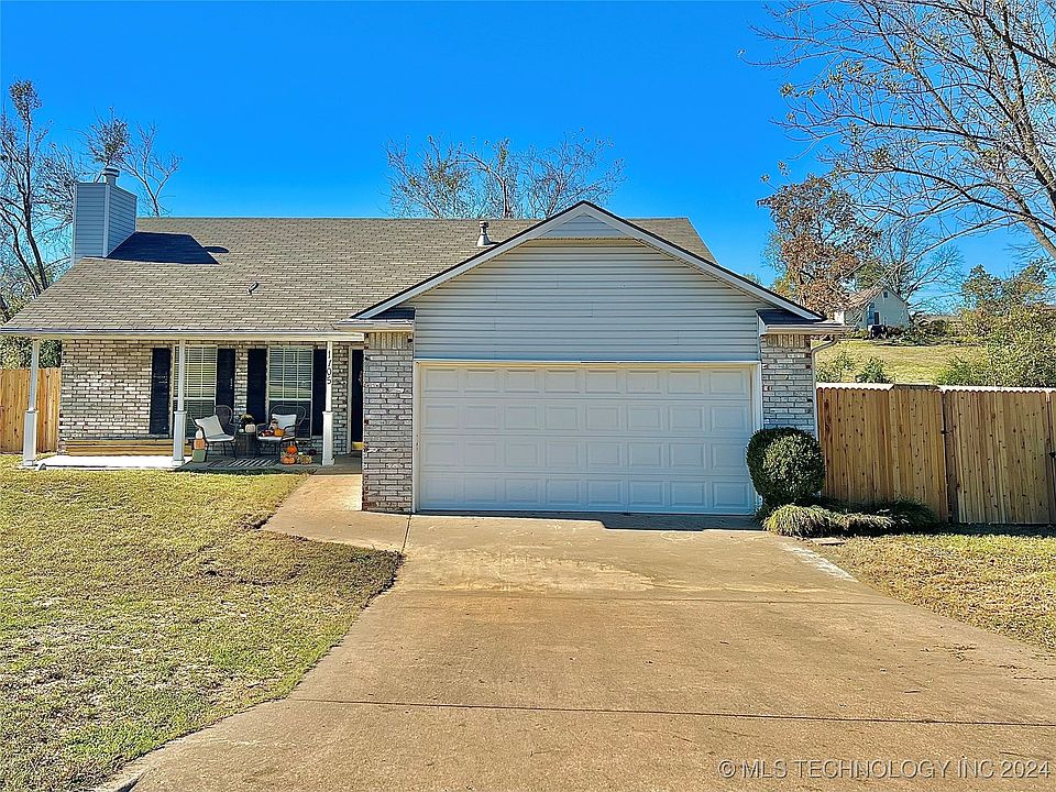 1st image of 1105 S Chickasaw Pl