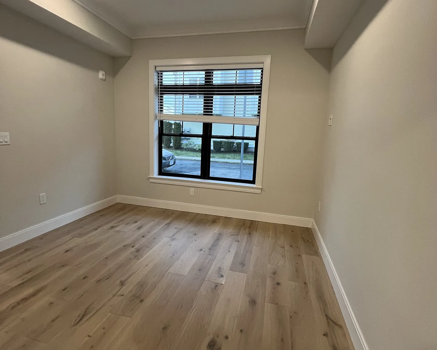 2 bed, 1150 sqft, $3,995 — Photo 4