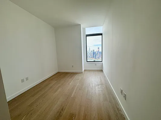 Rented by YouYork Management LLC | media 9