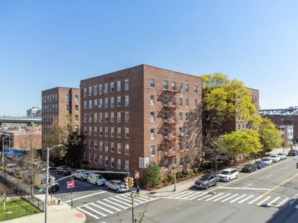 9707 Fourth Avenue image 1 of 18