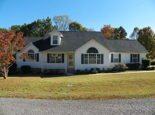 670 Pine Grove Rd, Smithville, TN 37166